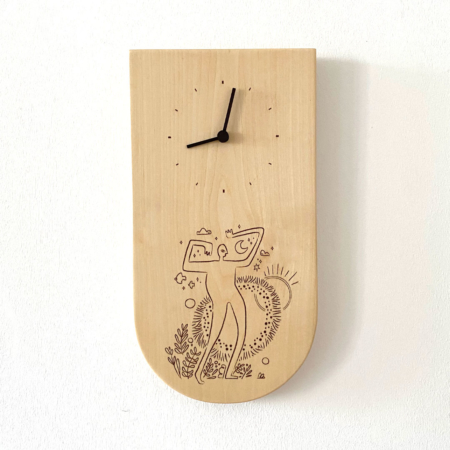 horloge illustrÃ©e en bois
